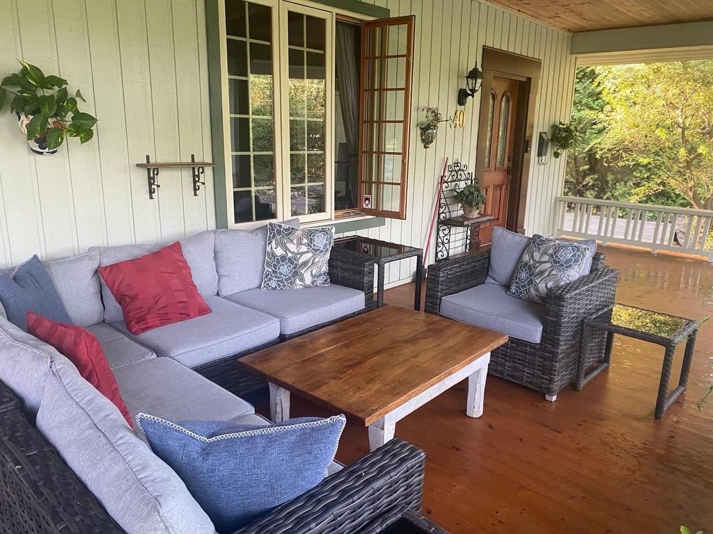 









40


Av. du Golf

,
Pointe-Claire,




QC
H9S4N5

