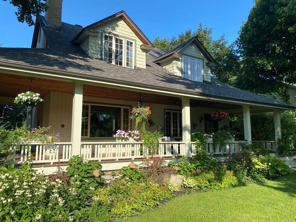 









40


Av. du Golf

,
Pointe-Claire,




QC
H9S4N5

