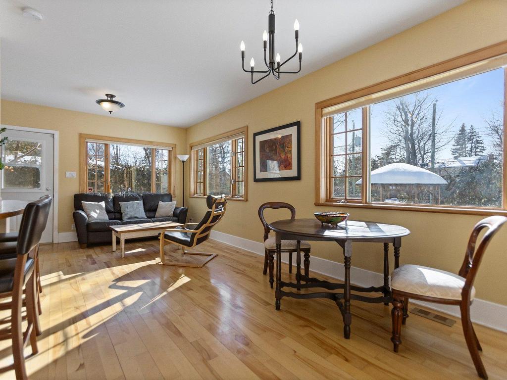









40


Av. du Golf

,
Pointe-Claire,




QC
H9S4N5

