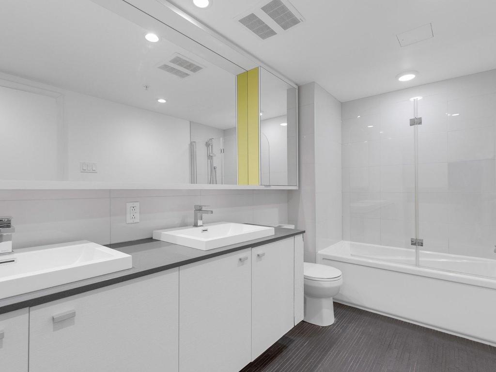 









1390


Rue du Fort

, 1402,
Montréal (Ville-Marie),




QC
H3H2R7

