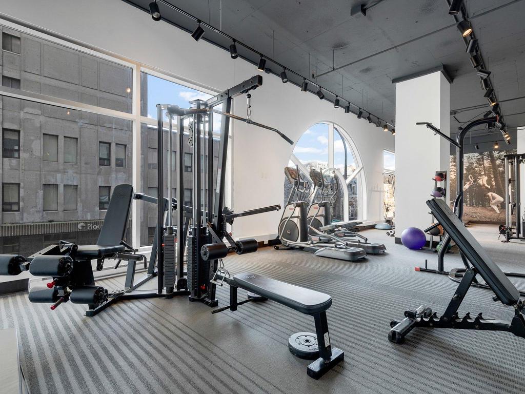 









1390


Rue du Fort

, 1402,
Montréal (Ville-Marie),




QC
H3H2R7

