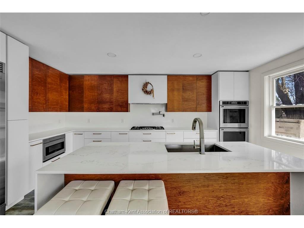









30


Crerar

Drive,
Chatham,




ON
N7L2P8

