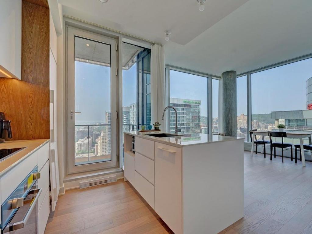 









1020


Rue de la Montagne

, 3510,
Montréal (Ville-Marie),




QC
H3G1V7

