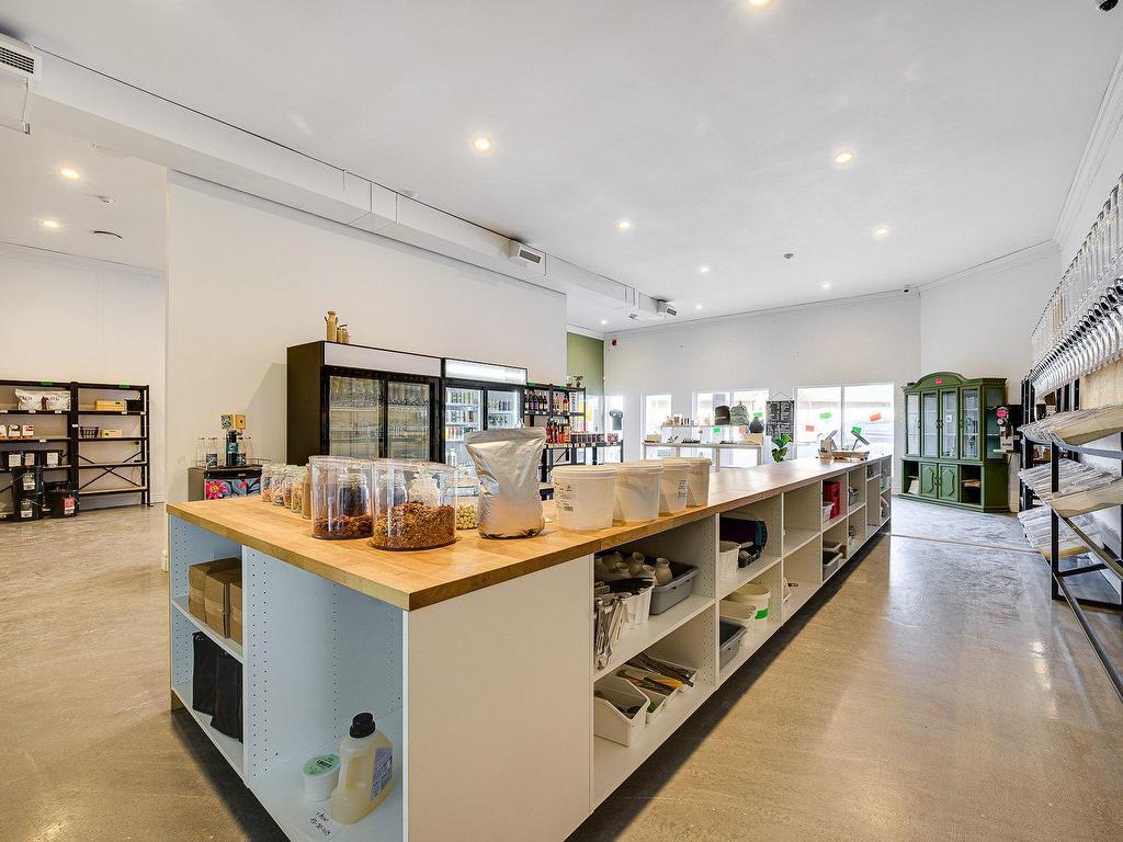 









1085


Rue Melançon

,
Saint-Jérôme,




QC
J7Z7N6


