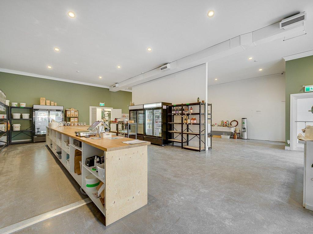 









1085


Rue Melançon

,
Saint-Jérôme,




QC
J7Z7N6

