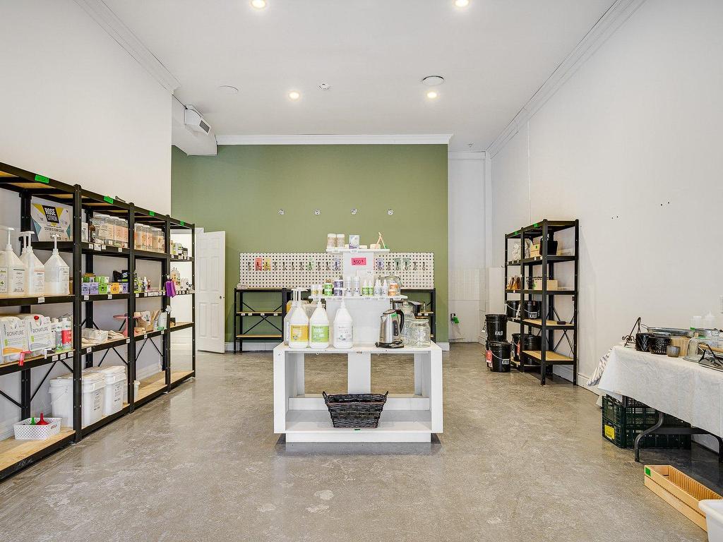 









1085


Rue Melançon

,
Saint-Jérôme,




QC
J7Z7N6


