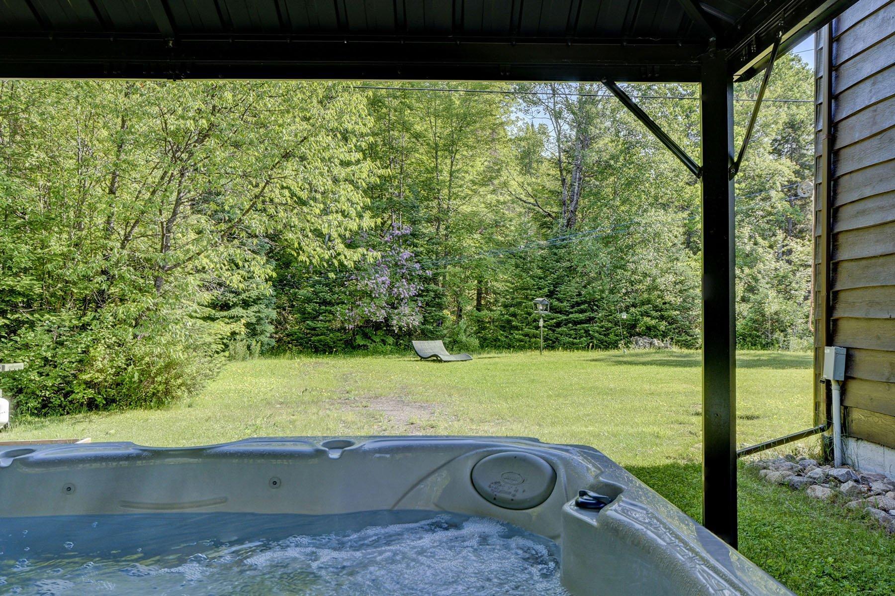 









291


Ch. du Nordet

,
Lac-Supérieur,




QC
J0T1J0

