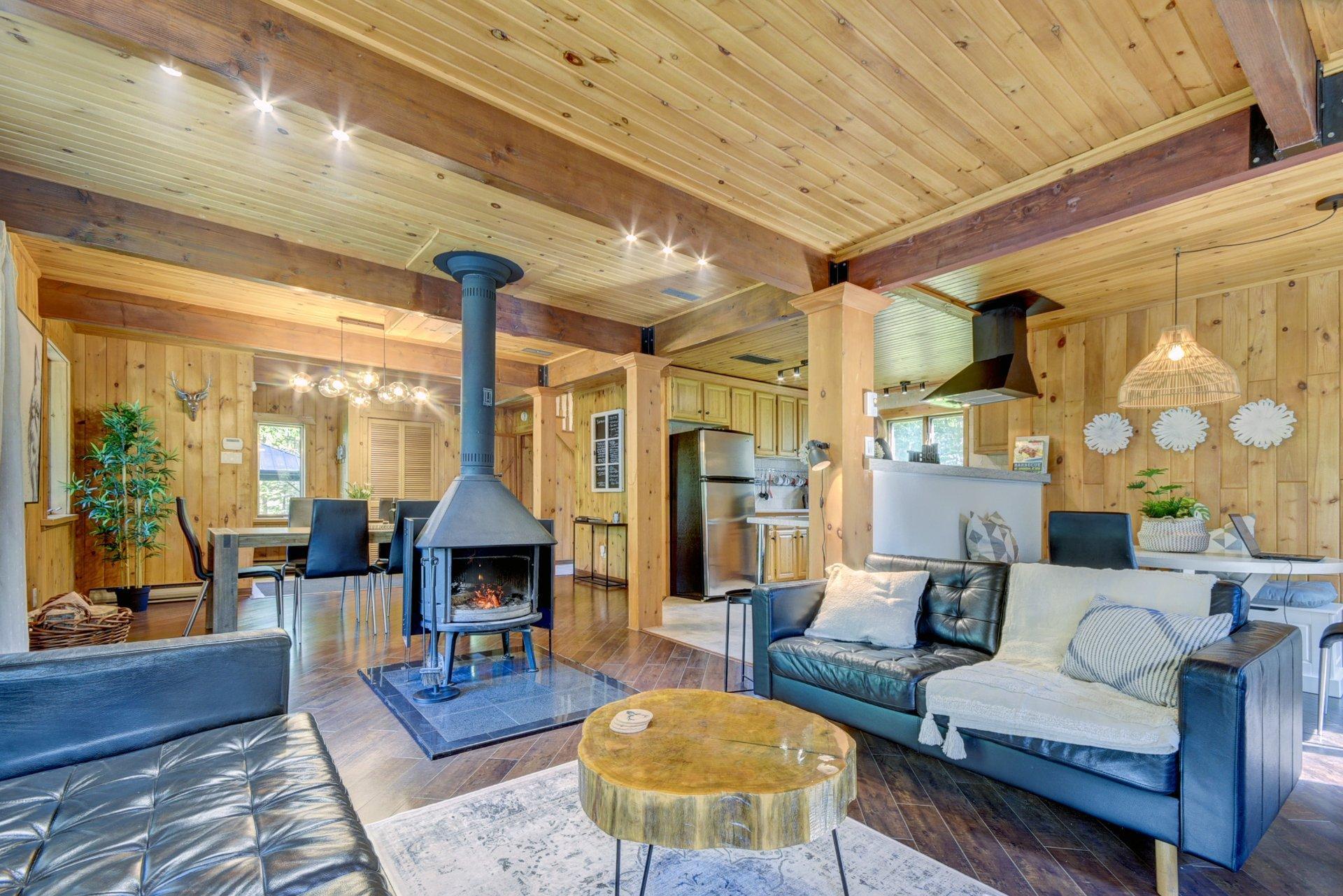 









291


Ch. du Nordet

,
Lac-Supérieur,




QC
J0T1J0

