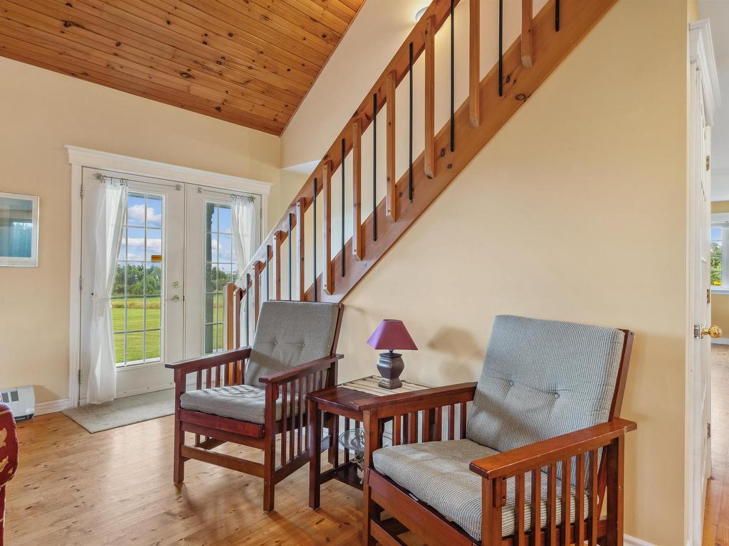 












21 Woodhawk Lane

,
Donaldston,




PE
C0A 1T0


