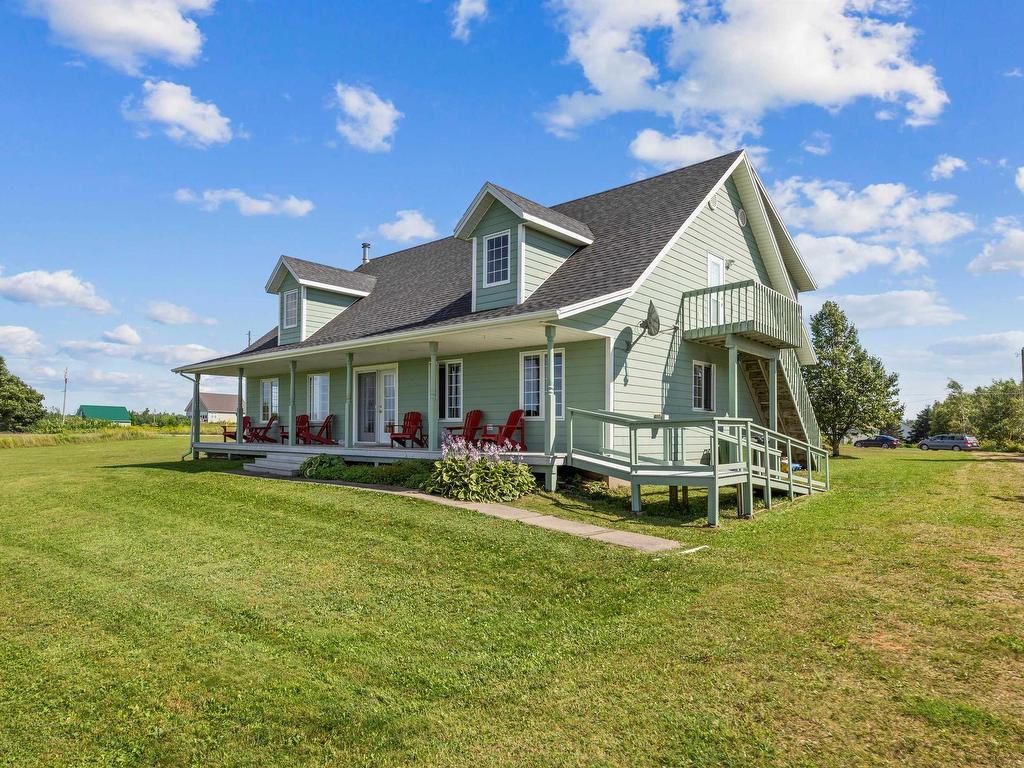 












21 Woodhawk Lane

,
Donaldston,







PE
C0A 1T0

