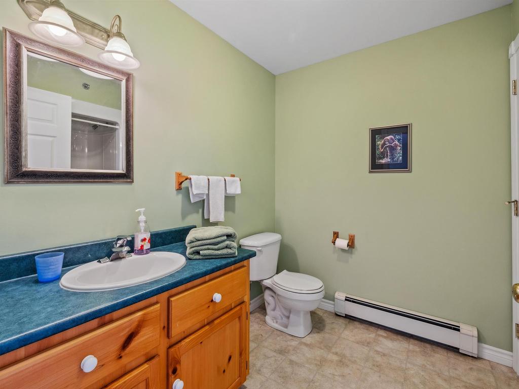 












21 Woodhawk Lane

,
Donaldston,







PE
C0A 1T0

