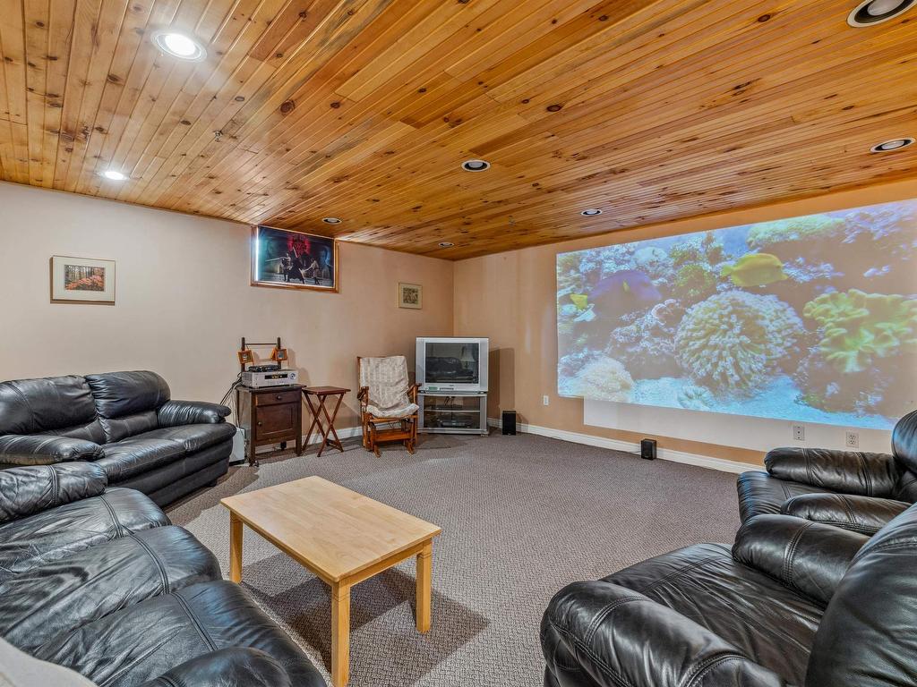












21 Woodhawk Lane

,
Donaldston,







PE
C0A 1T0

