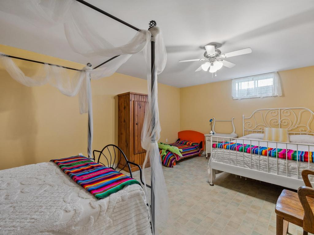












21 Woodhawk Lane

,
Donaldston,







PE
C0A 1T0


