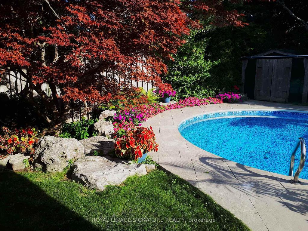 









21


Griselda

Crescent,
Toronto,




ON
M1G 3P5

