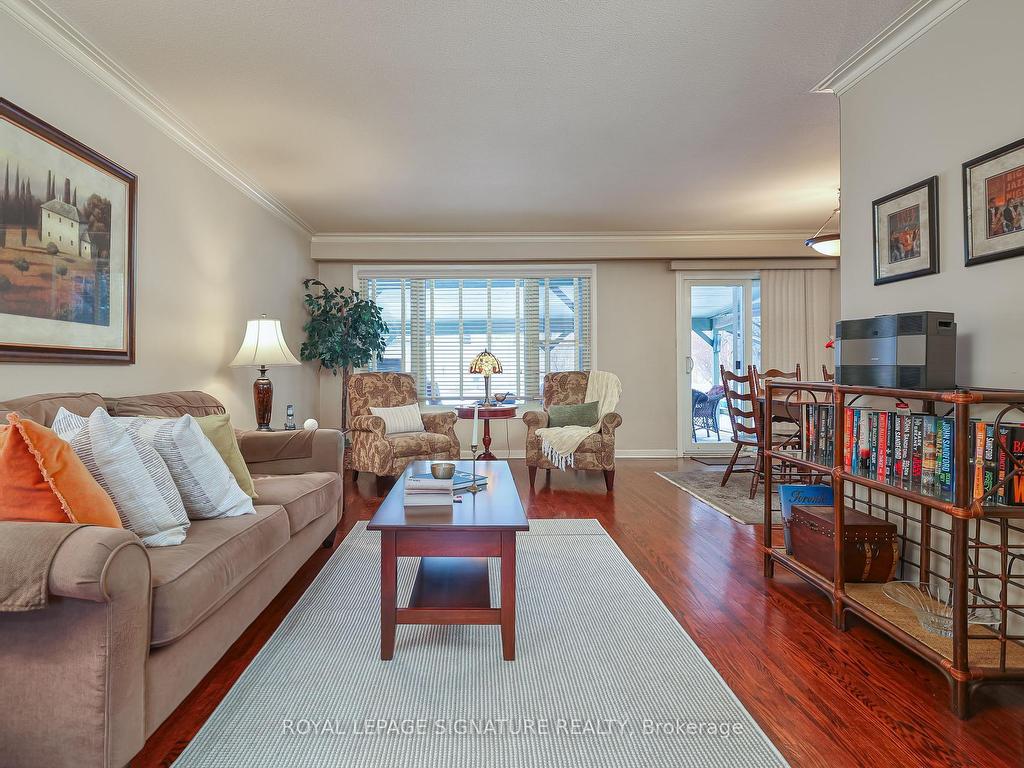 









21


Griselda

Crescent,
Toronto,




ON
M1G 3P5


