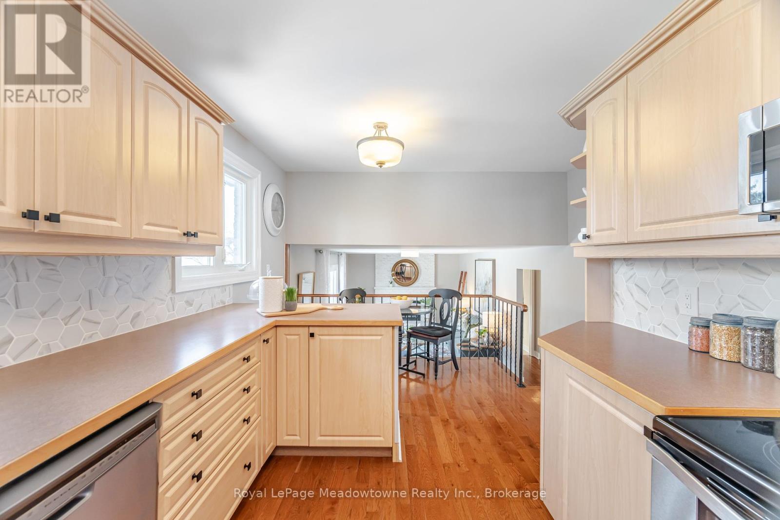 












515 CLOVER PARK CRESCENT

,
Milton (BM Bronte Meadows),




Ontario
L9T4T6

