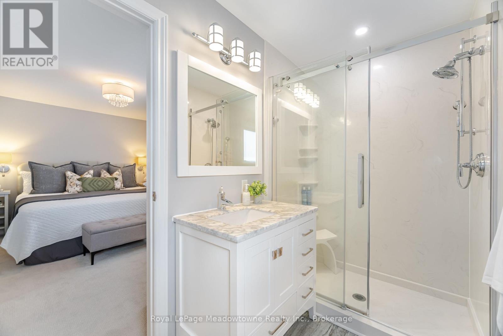












515 CLOVER PARK CRESCENT

,
Milton (BM Bronte Meadows),




Ontario
L9T4T6

