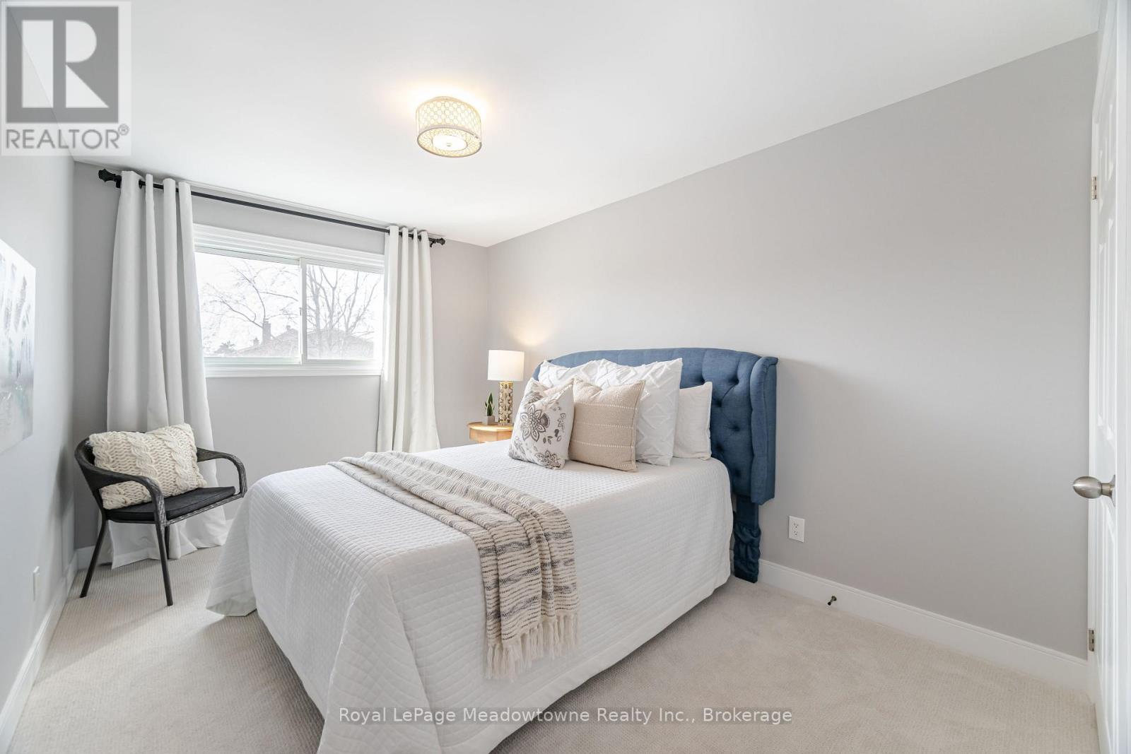 












515 CLOVER PARK CRESCENT

,
Milton (BM Bronte Meadows),




Ontario
L9T4T6

