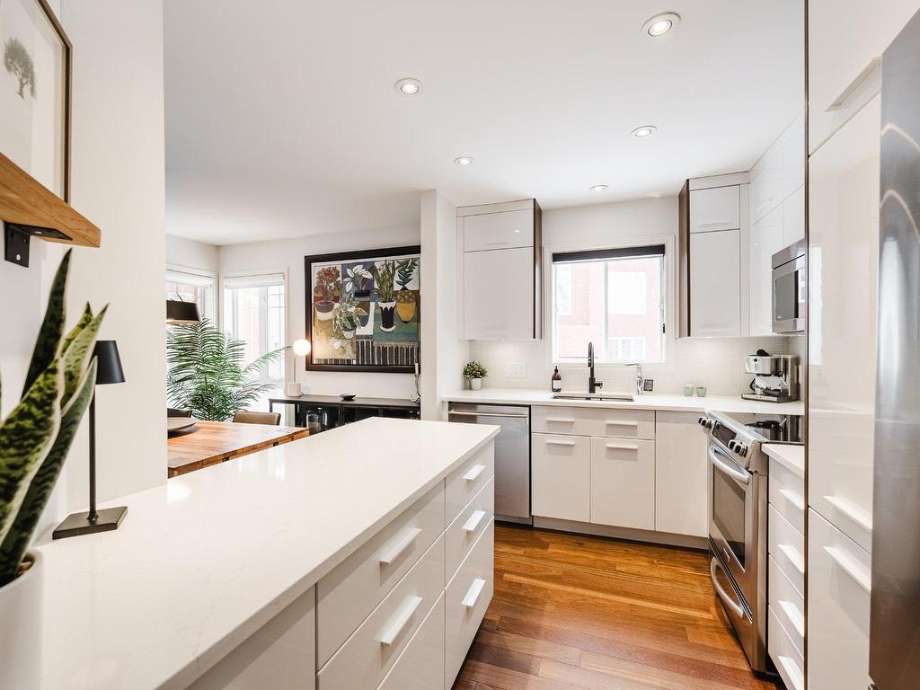 









160


Rue Parent

, 101,
Longueuil (Greenfield Park),




QC
J4V3L2

