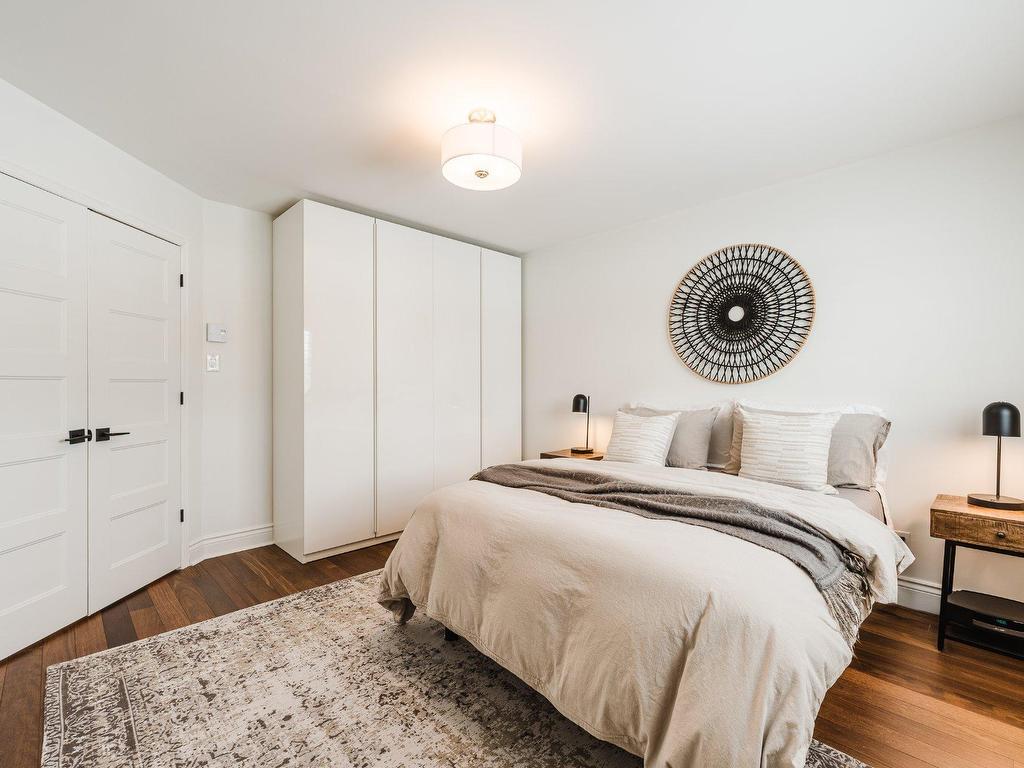 









160


Rue Parent

, 101,
Longueuil (Greenfield Park),




QC
J4V3L2

