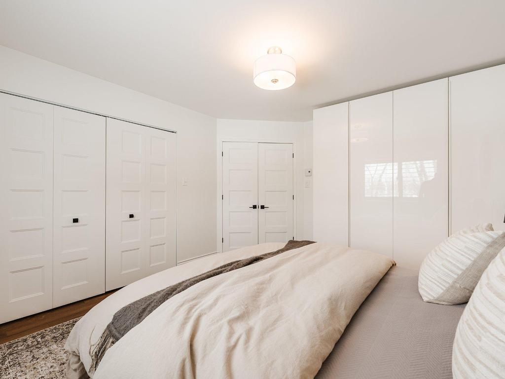 









160


Rue Parent

, 101,
Longueuil (Greenfield Park),




QC
J4V3L2

