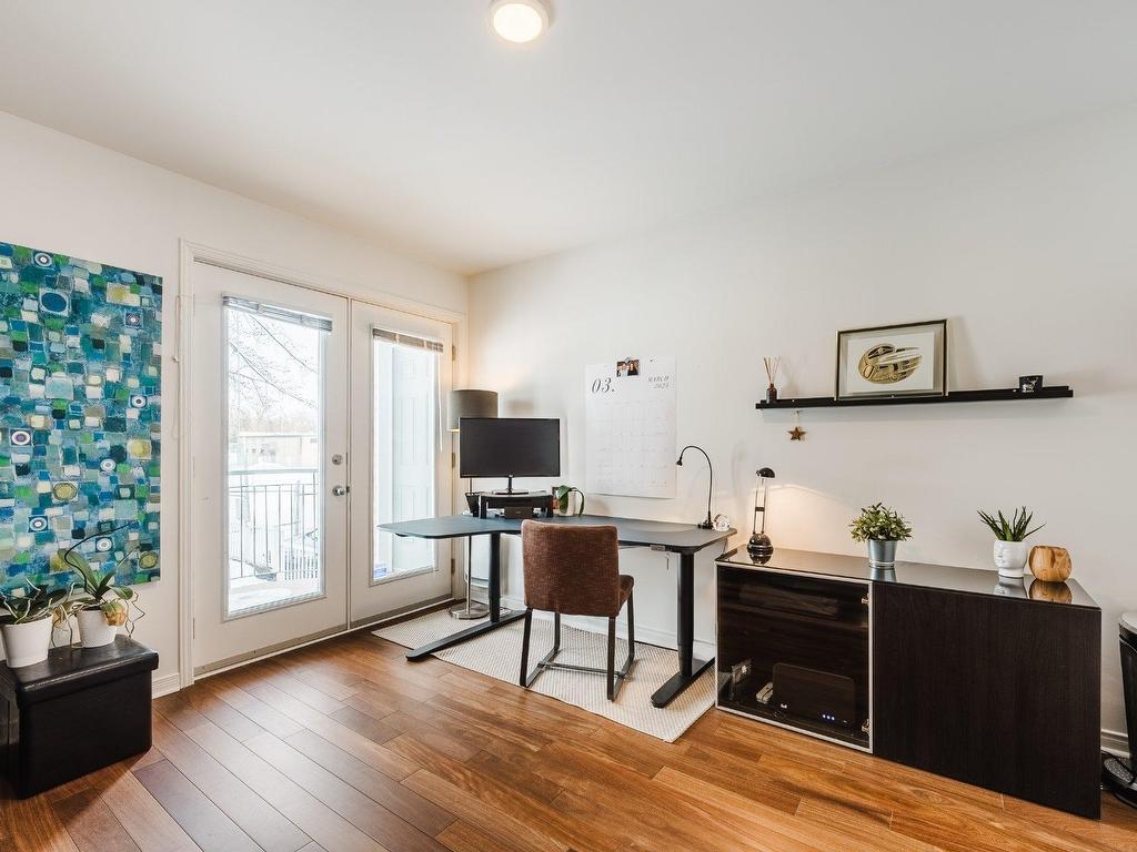 









160


Rue Parent

, 101,
Longueuil (Greenfield Park),




QC
J4V3L2

