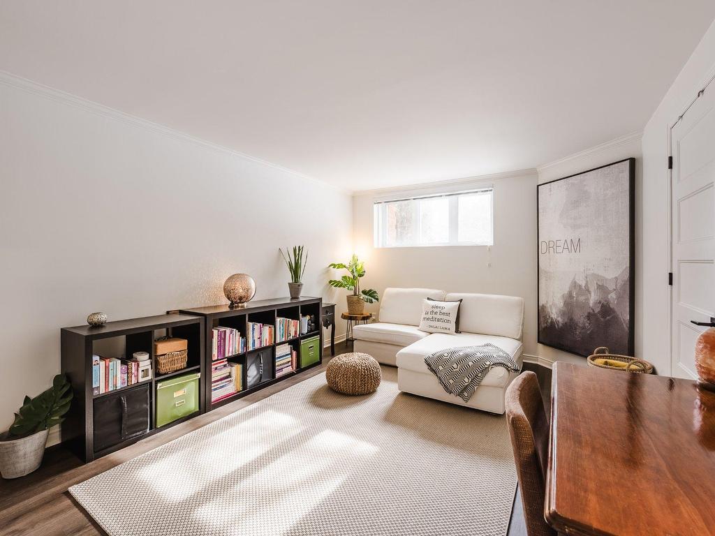 









160


Rue Parent

, 101,
Longueuil (Greenfield Park),




QC
J4V3L2


