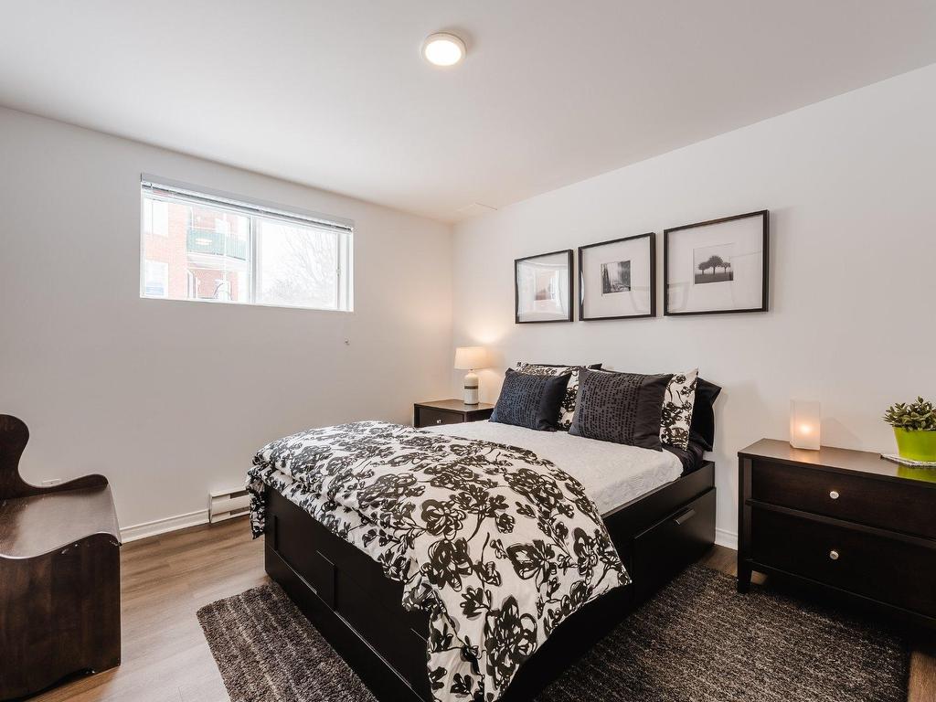 









160


Rue Parent

, 101,
Longueuil (Greenfield Park),




QC
J4V3L2

