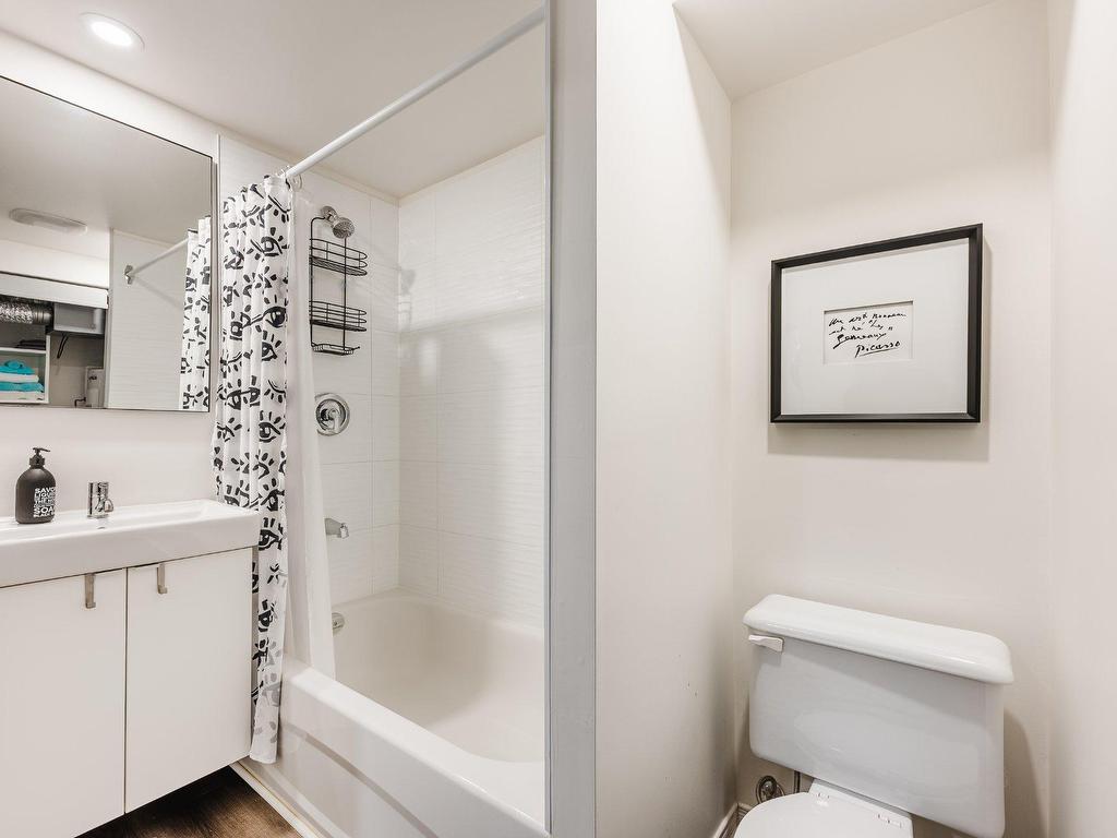









160


Rue Parent

, 101,
Longueuil (Greenfield Park),




QC
J4V3L2

