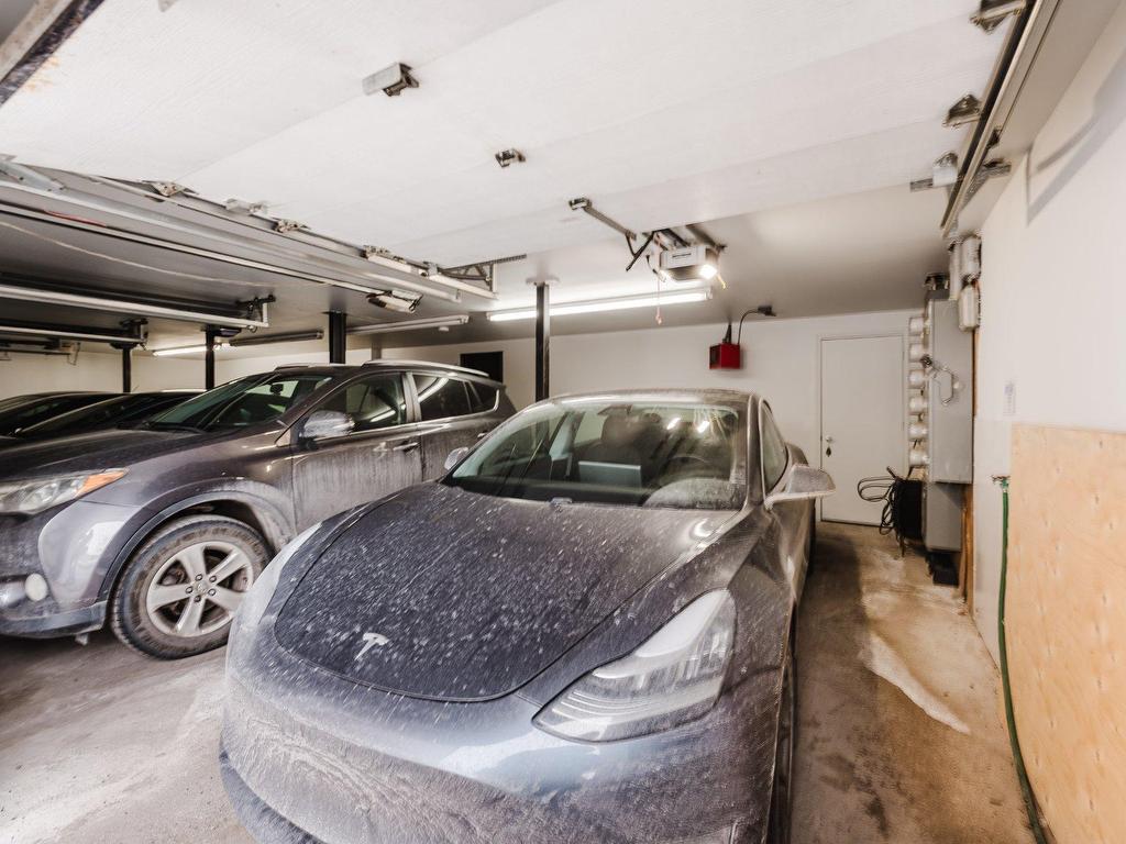 









160


Rue Parent

, 101,
Longueuil (Greenfield Park),




QC
J4V3L2

