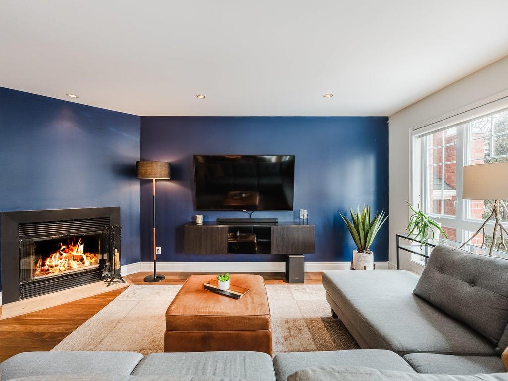 









160


Rue Parent

, 101,
Longueuil (Greenfield Park),




QC
J4V3L2

