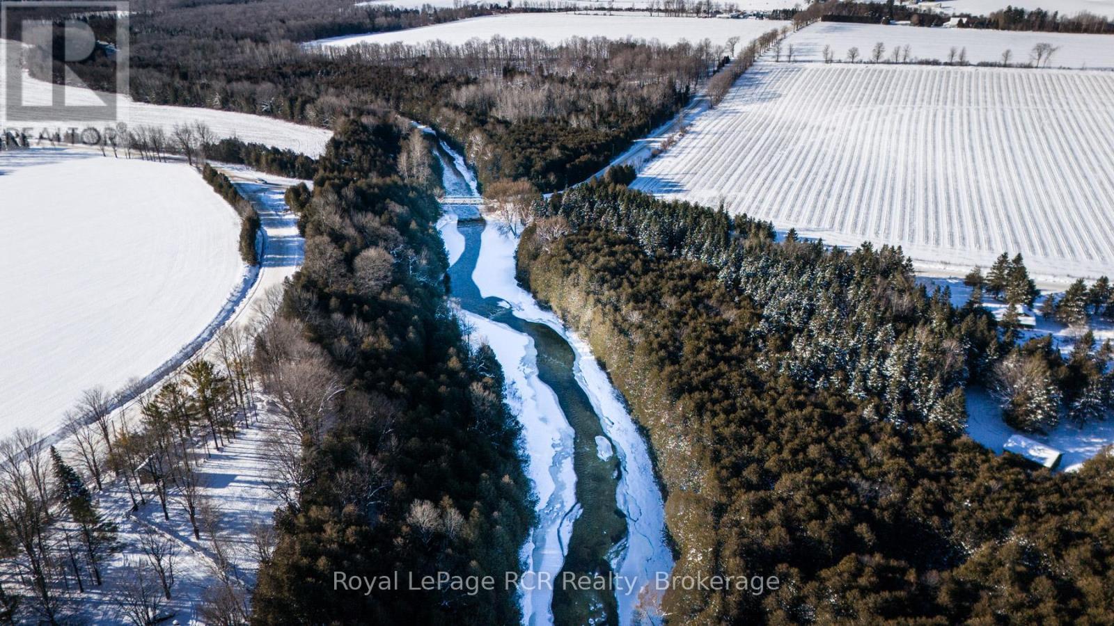 












1 SOUTHGATE SRD 57 ROAD N

,
Southgate,







Ontario
N0G2L0

