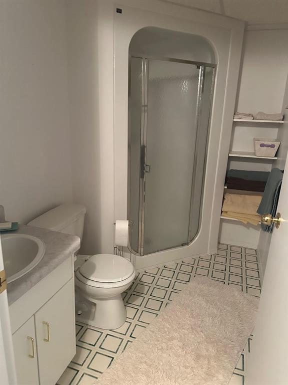 












202 Crocus Drive

,
Swan River,




Manitoba
R0L1Z0

