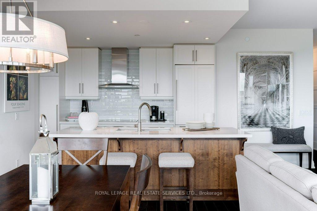 












1208 - 2025 MARIA STREET

,
Burlington,




Ontario
L7R0E9

