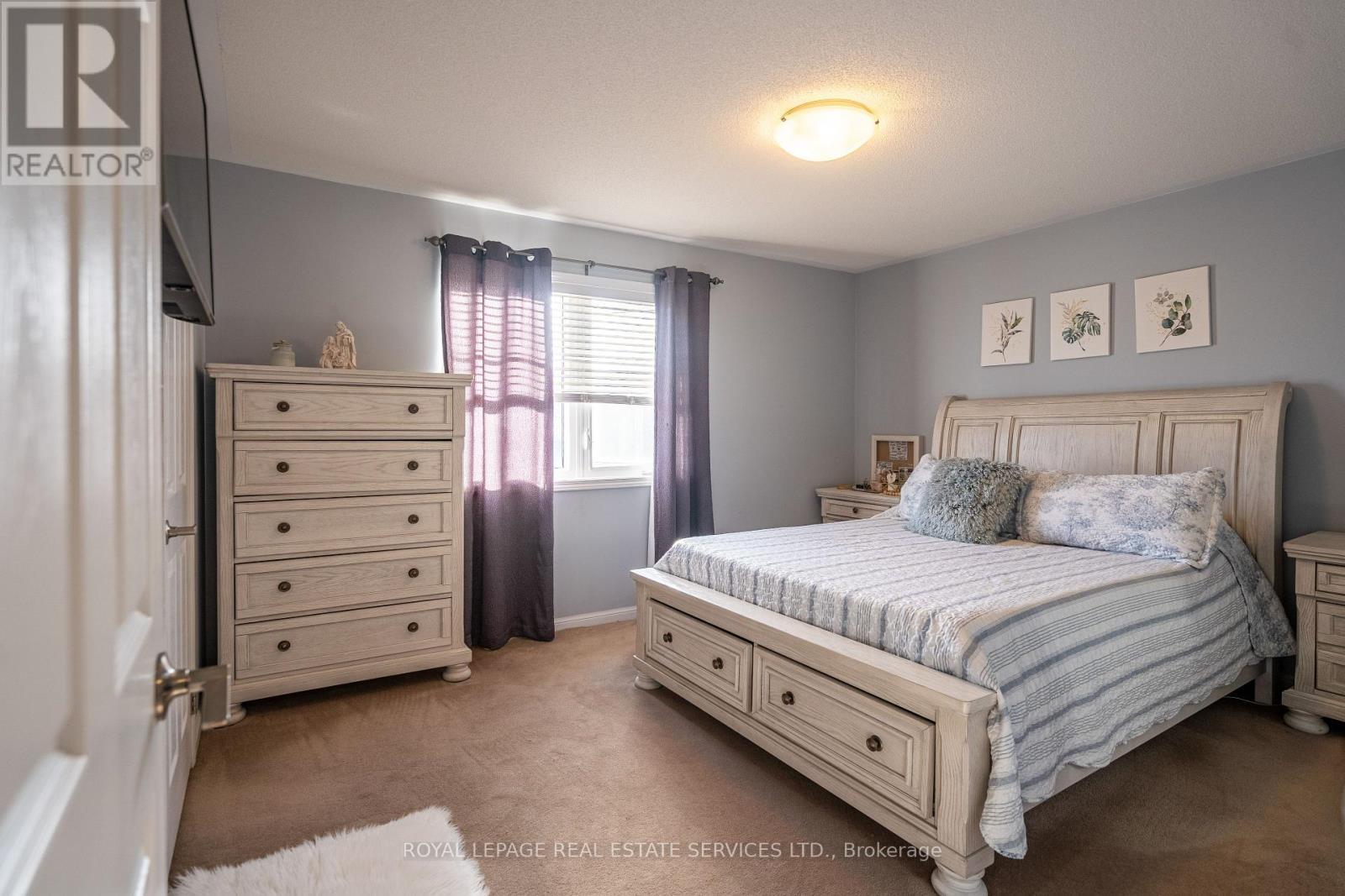 












900 TOLETZKA LANDING

,
Milton,




Ontario
L9T7T7

