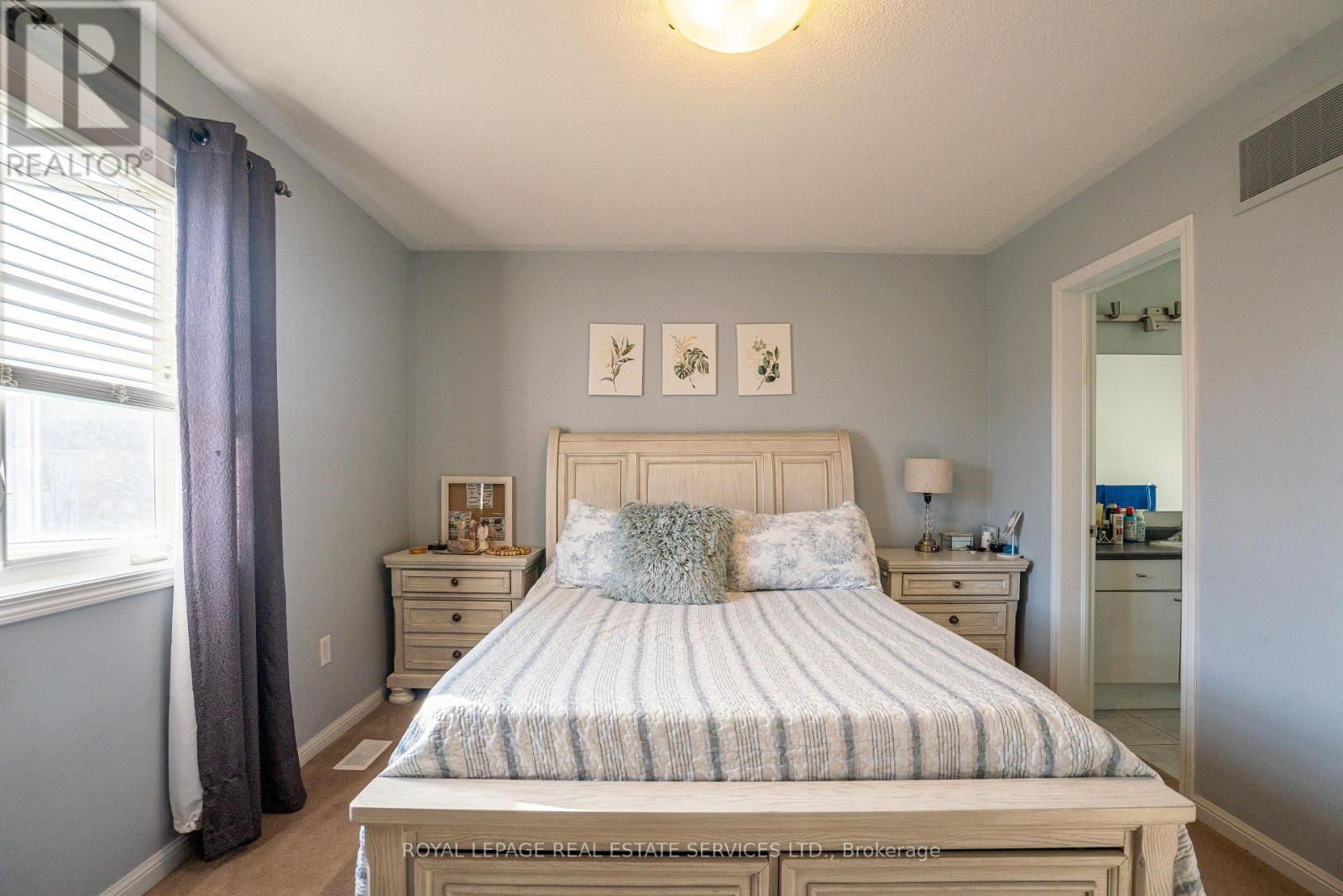 












900 TOLETZKA LANDING

,
Milton,




Ontario
L9T7T7

