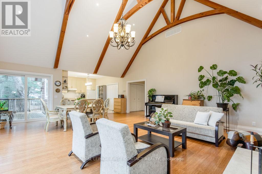 












3-1058 WHITES ROAD

,
Muskoka Lakes,




Ontario
P0B1J0

