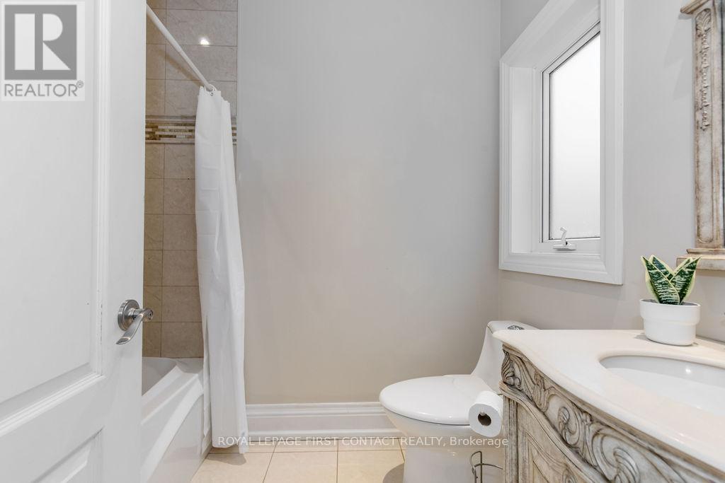 












3-1058 WHITES ROAD

,
Muskoka Lakes,




Ontario
P0B1J0

