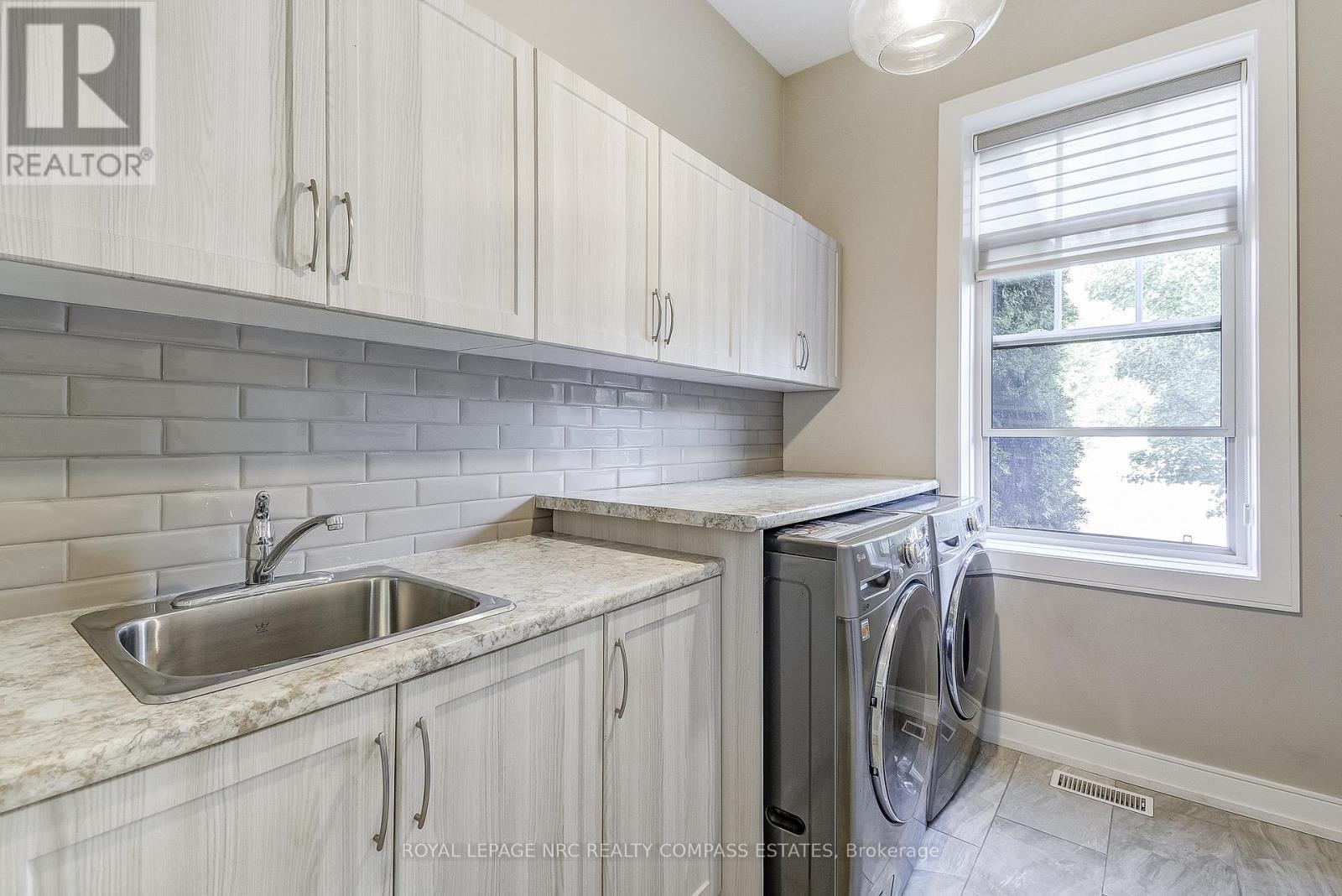 












13 OLD MILL LANE

,
Niagara-on-the-Lake (St. Davids),




Ontario
L0S1J0

