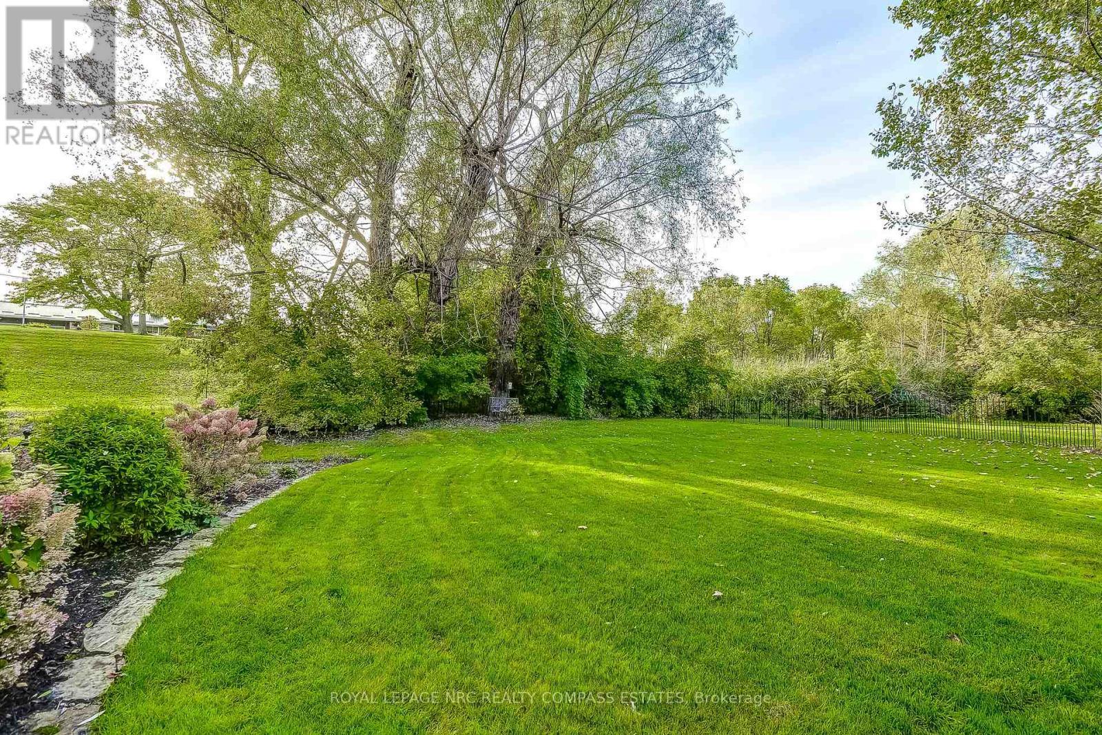 












13 OLD MILL LANE

,
Niagara-on-the-Lake (St. Davids),




Ontario
L0S1J0

