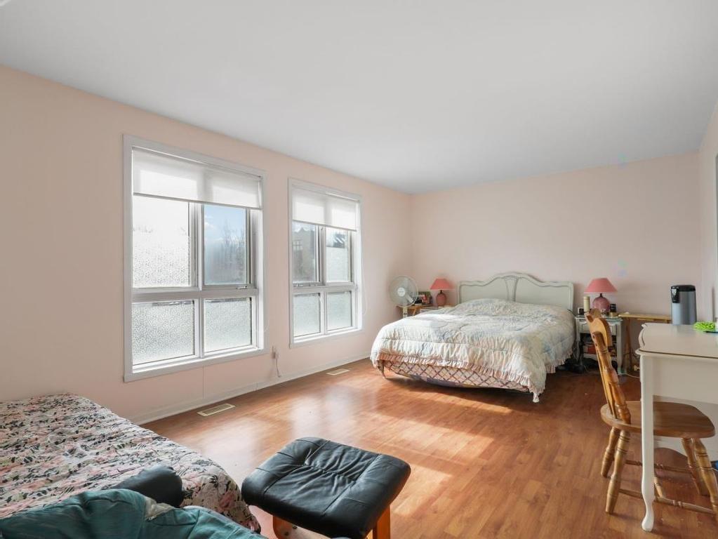 









4965


Rue Du Tremblay

,
Laval (Chomedey),




QC
H7W5H8

