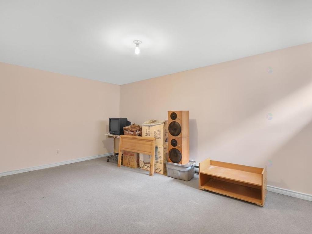 









4965


Rue Du Tremblay

,
Laval (Chomedey),




QC
H7W5H8

