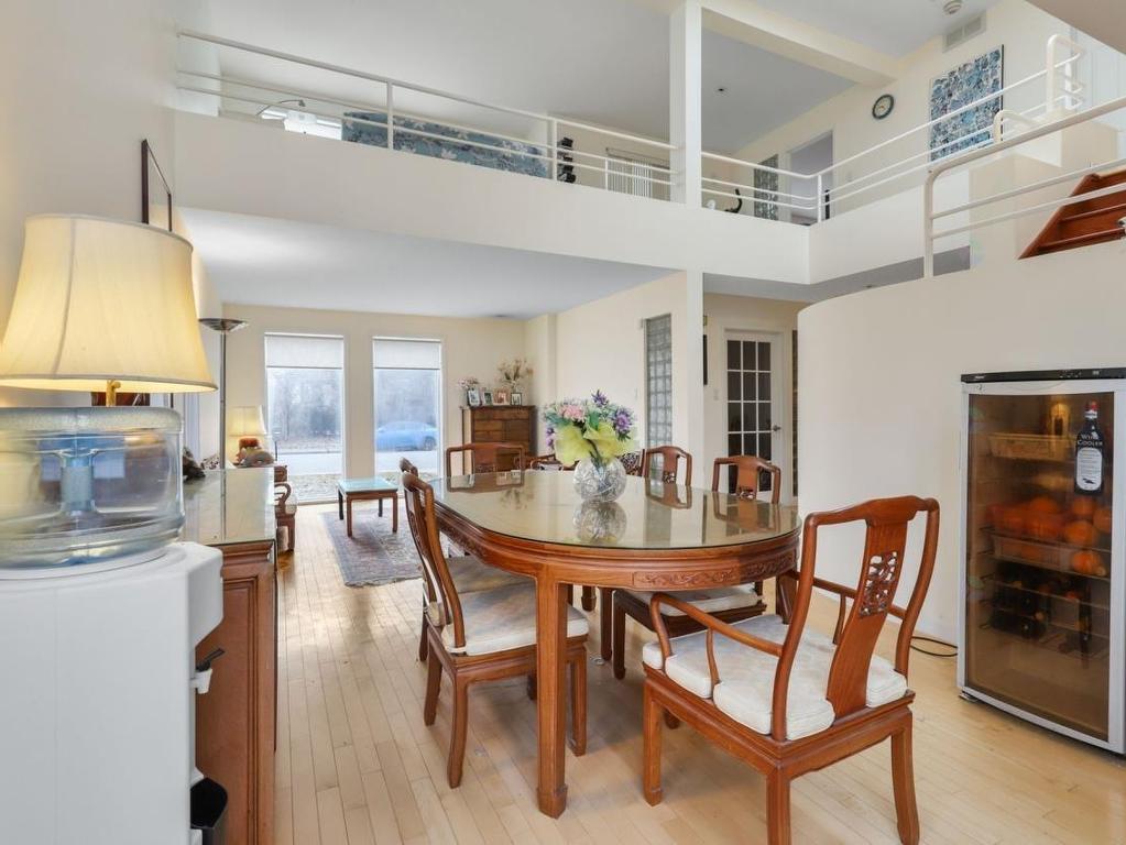 









4965


Rue Du Tremblay

,
Laval (Chomedey),




QC
H7W5H8


