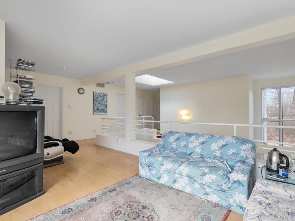 









4965


Rue Du Tremblay

,
Laval (Chomedey),




QC
H7W5H8

