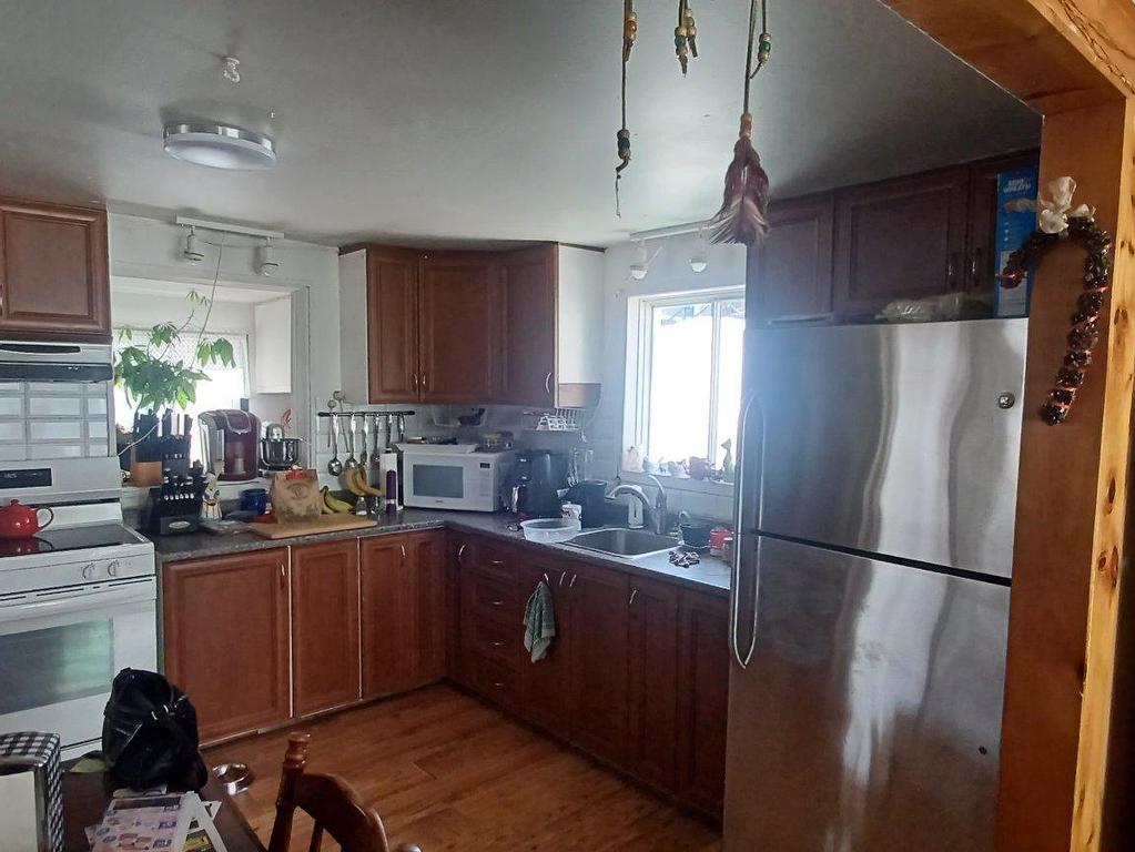 









195


Rue Chénier

,
Maniwaki,




QC
J9E1R8

