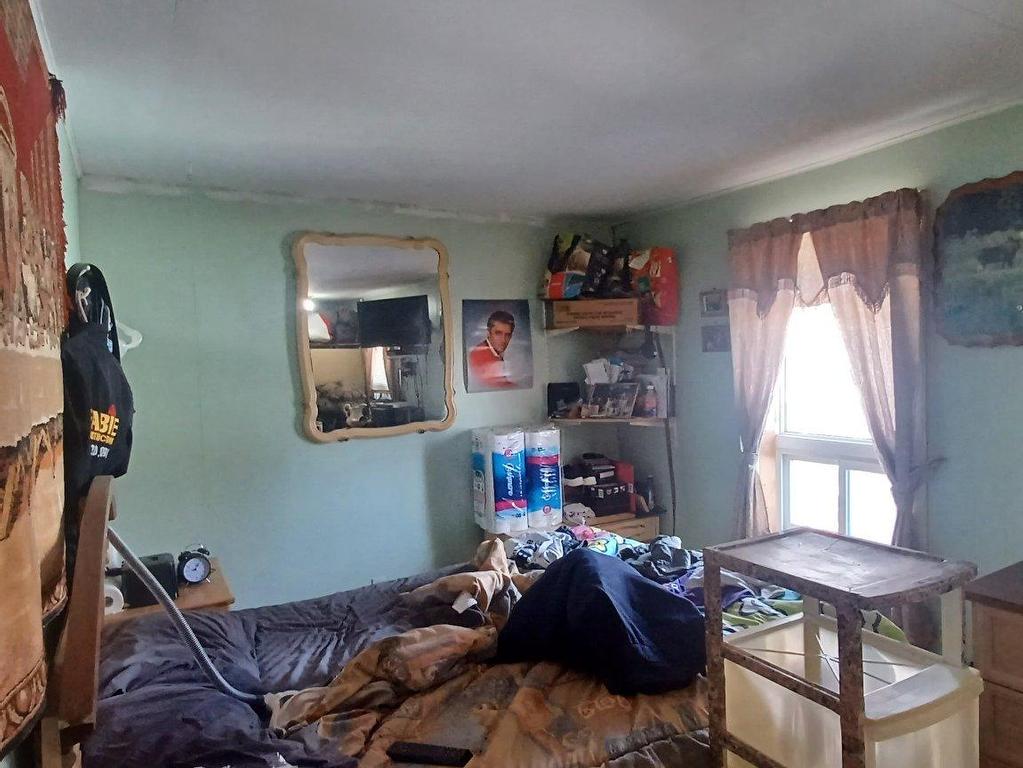 









195


Rue Chénier

,
Maniwaki,




QC
J9E1R8

