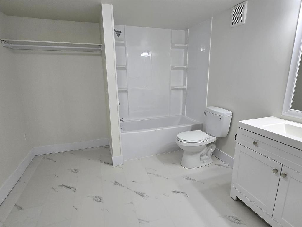 












129 Macdonald Road Road

,
Crapaud,




PE
C0A 1J0

