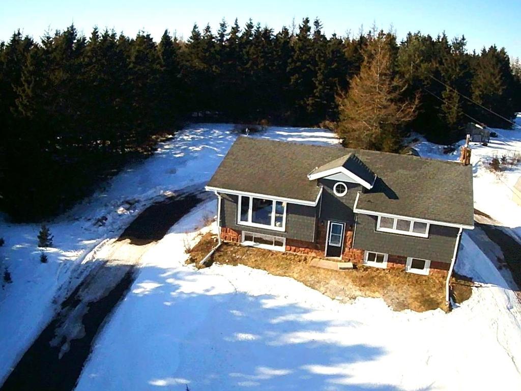 












129 Macdonald Road Road

,
Crapaud,




PE
C0A 1J0

