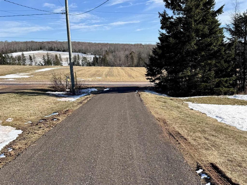 












129 Macdonald Road Road

,
Crapaud,




PE
C0A 1J0

