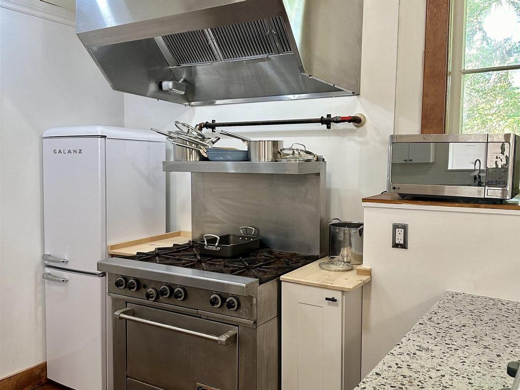 












5 Church Street

,
Murray Harbour,




PE
C0A 1V0

